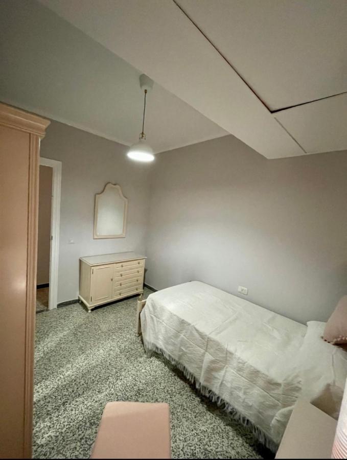 Apartamentos Ismael. Isabel Peñíscola Eksteriør bilde
